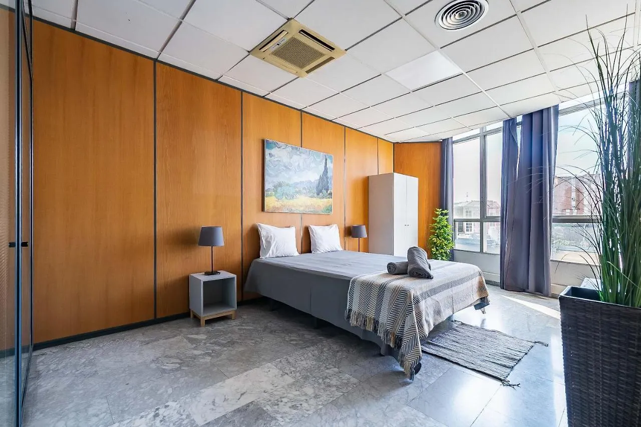 Grand Soho Ofihouse Malaga Apartment